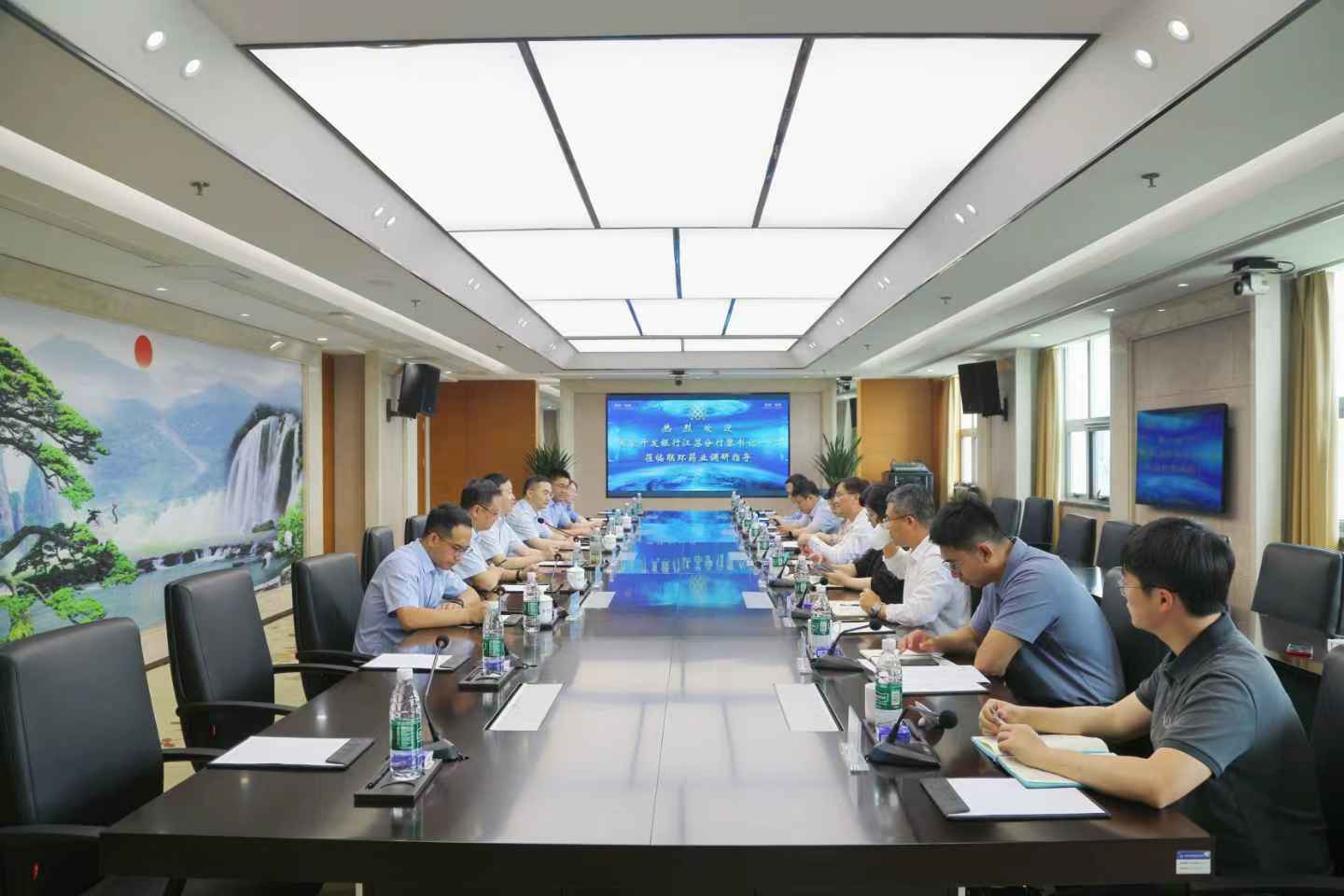 a504ee7575f6cf636e120107a0634b12.jpg a504ee7575f6cf636e120107a0634b12.jpg